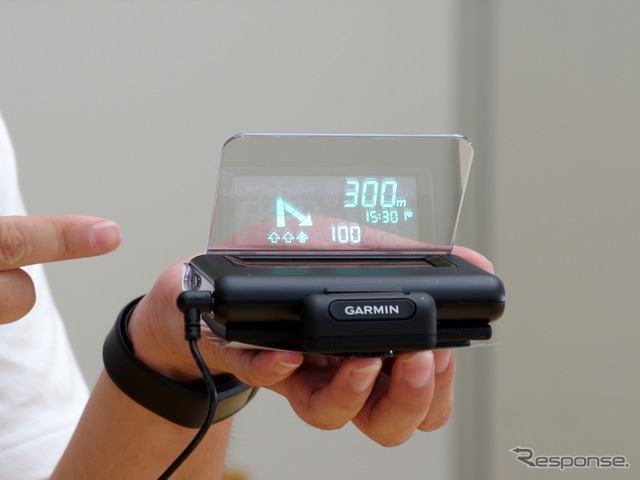 GARMIN HUD