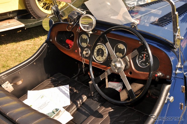 1950年 モーガン フラット ラジエター