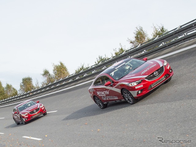 マツダ6（アテンザ）のディーゼル搭載車による24時間連続高速走行