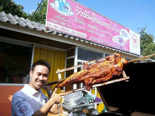 ワニの姿焼きはいかが? タイ北部のケータリング会社