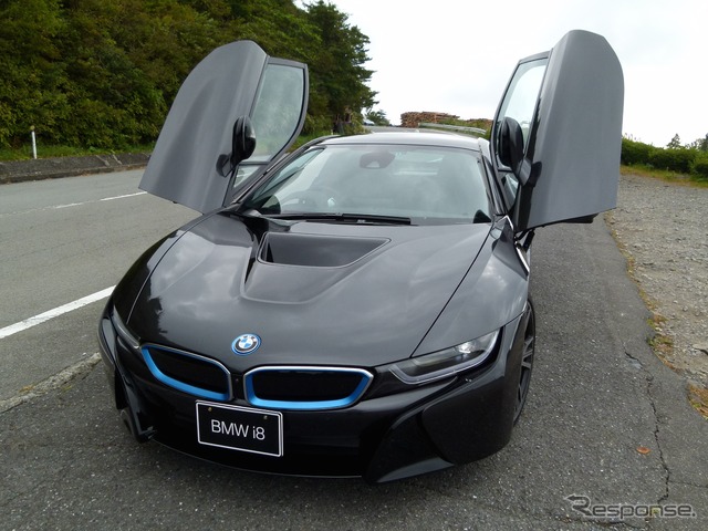 BMW i8