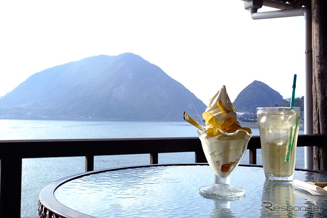 旧海運倉庫を活用したカフェで三角ノ瀬を眺めながらひと休み