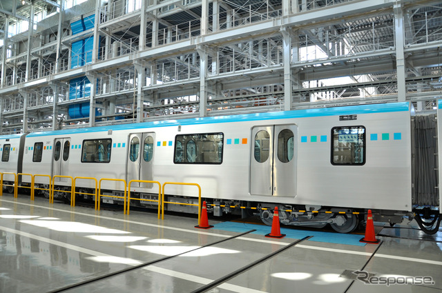 仙台市交通局地下鉄東西線2000系電車の中間車（2401号）