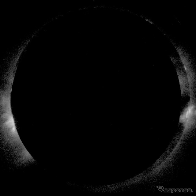 太陽観測衛星「ひので」が遭遇した金環日食の画像・動画を公開