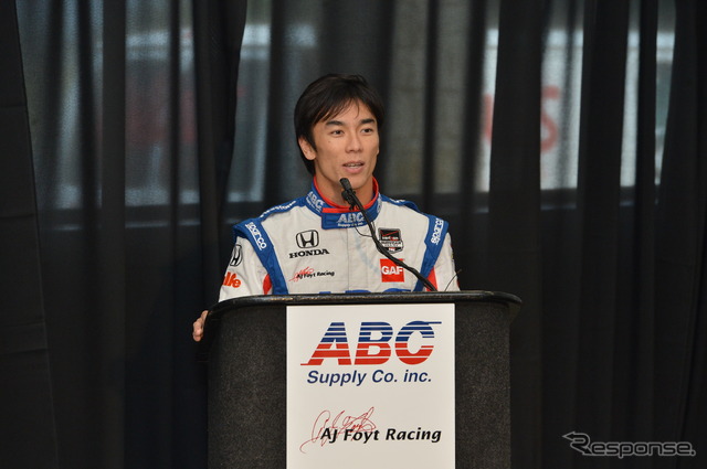 来季もA.J.フォイト陣営に残留して戦う佐藤琢磨。