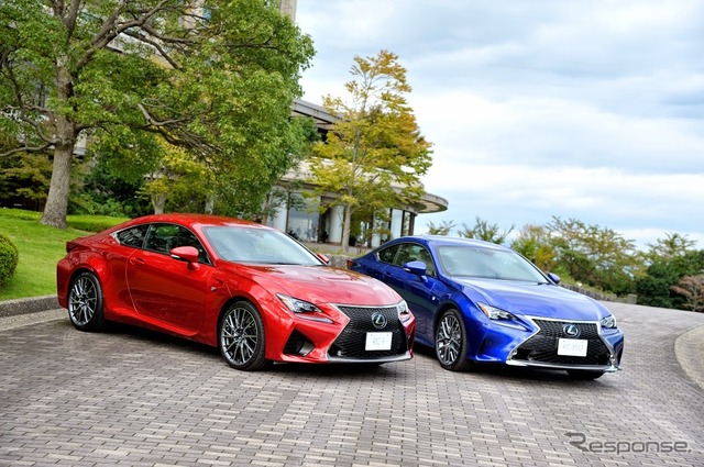 レクサス RC F(手前)とRC350 Fスポーツ