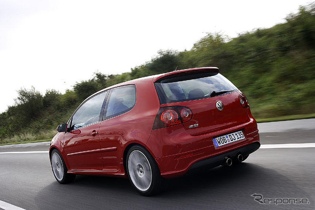 【VW ゴルフR32 欧州リポート】管楽器を思わせる官能的V6サウンド