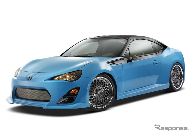 ヘッド-ターニング・タルガトップ FR-S