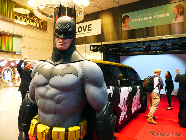 等身大バットマンが渋谷に降臨