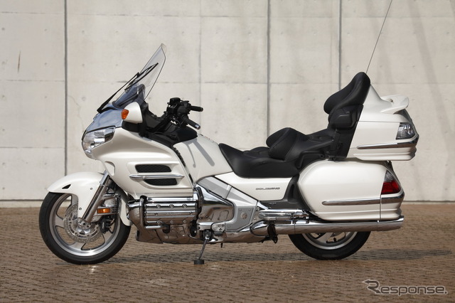 ホンダ ゴールドウイングGL1800（2001年）