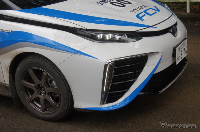 トヨタ FCV ラリー仕様(新城ラリー14)