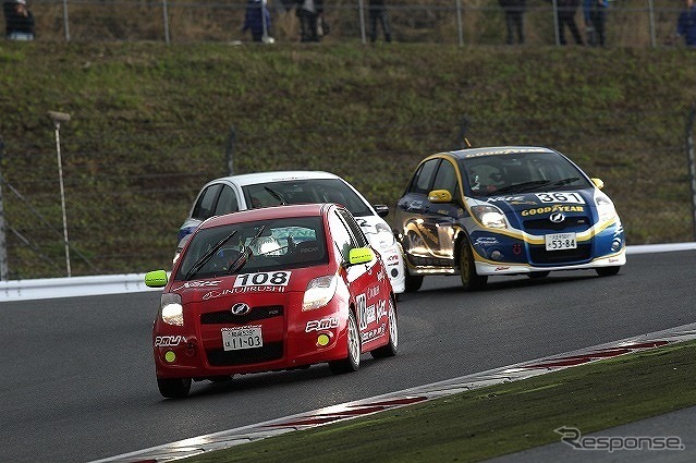 Vitz RS TRD Rａｃｉｎｇ (NCP 91)