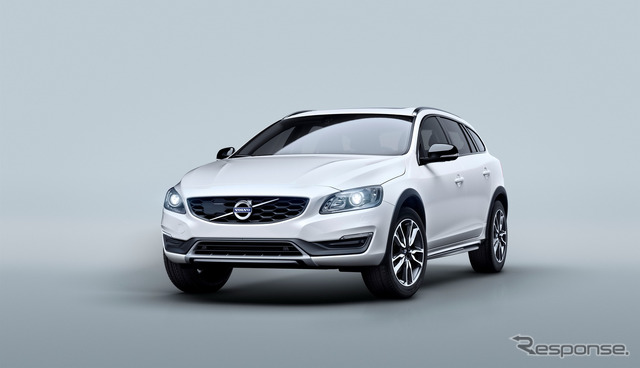 ボルボ V60 クロスカントリー
