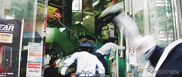 YouTubeに7日公開された「AKIBA STEALTH/アキバステルス」。秋葉原を舞台にパルクールを織り交ぜた迫力映像が展開される