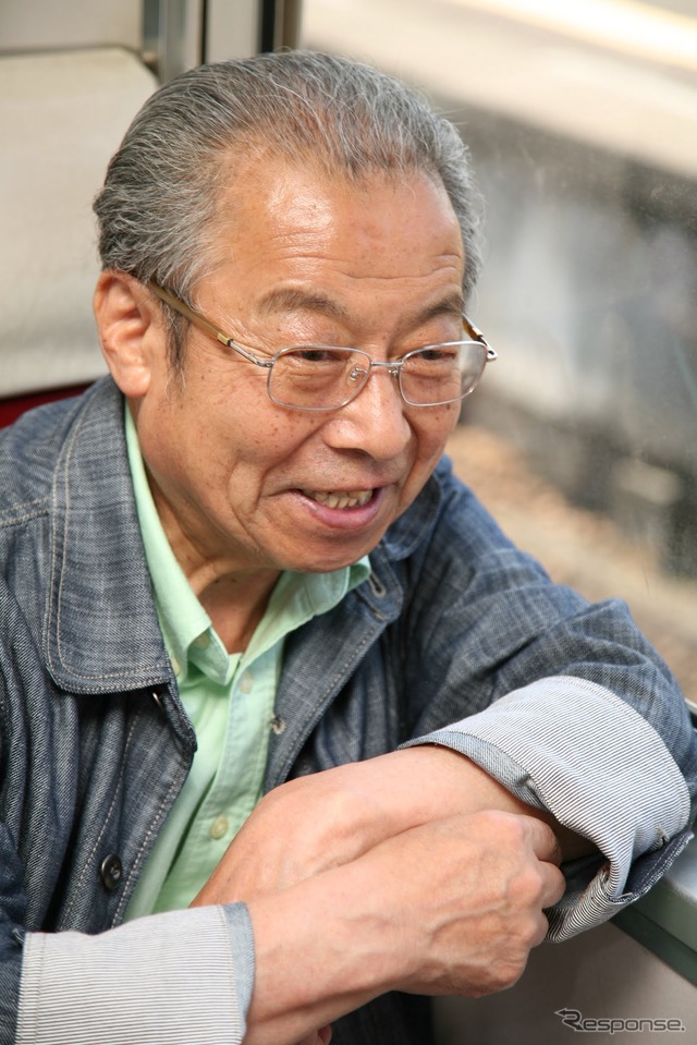 富山地鉄の列車内で。(2008年6月)