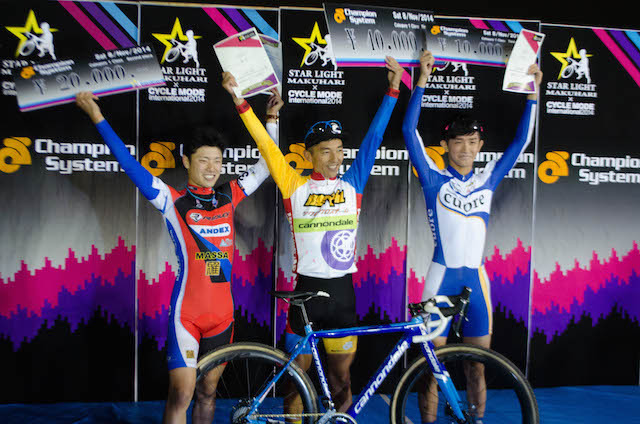 山本が強さを見せてシクロクロスC1優勝(STAR LIGHT MAKUHARI2014)