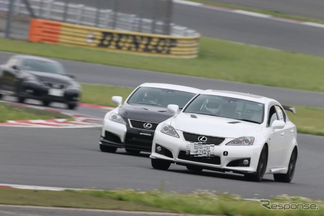 レクサス IS F ＆ RC F・ワンメイクドライビングレッスン