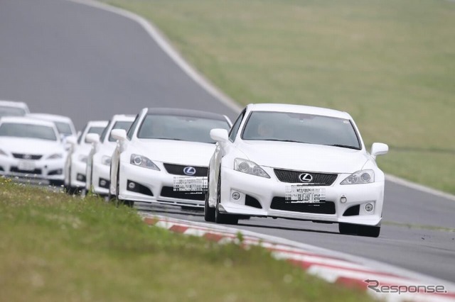 レクサス IS F ＆ RC F・ワンメイクドライビングレッスン