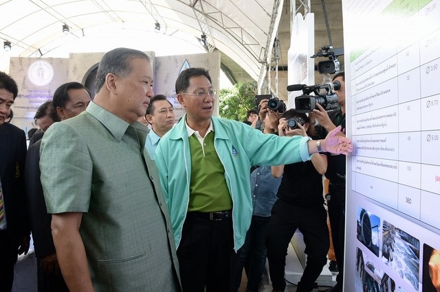 バンコク都知事、放水路トンネル建設現場視察