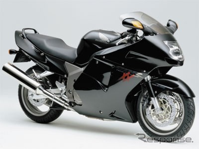 逆輸入から手の届く存在へ。ホンダが『CBR1100XX』を正式販売