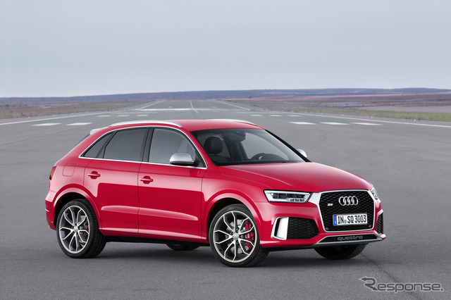 アウディ RS Q3 改良新型