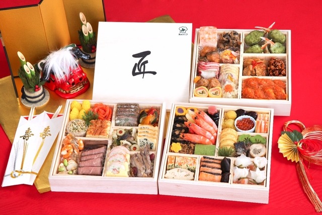 ファミリー向け(和洋中8寸3段重)+年越しそば4食