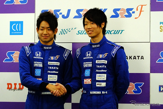 ホンダの育成ドライバーとなった上村優太選手(左)、石坂瑞基選手
