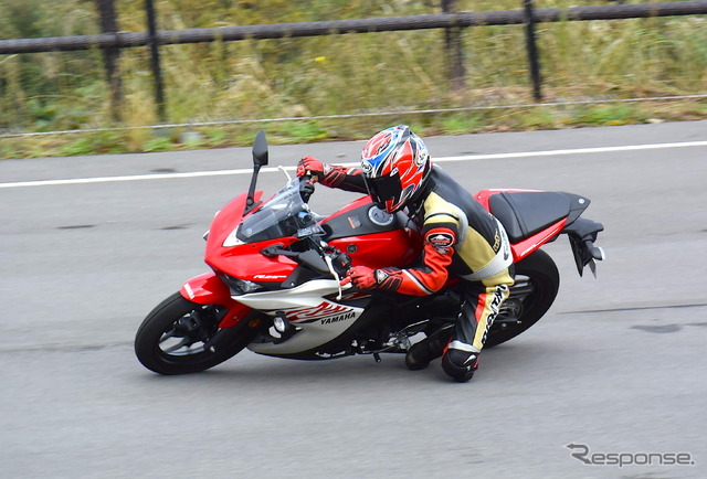 ヤマハ YZF-R25