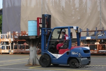常石工場、フォークリフト運転競技