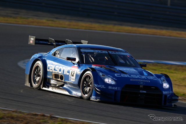 GT500予選5位の#12 GT-R（写真は前日のテスト走行）。