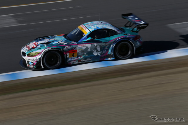 GT300のタイトル争いをリードする#4 BMW Z4は予選3位（写真は前日のテスト走行）。