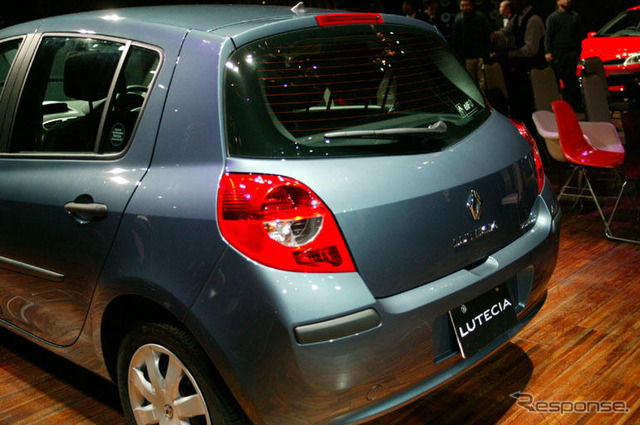 【ルノー ルーテシア 日本発表】日産に似てきませんか?