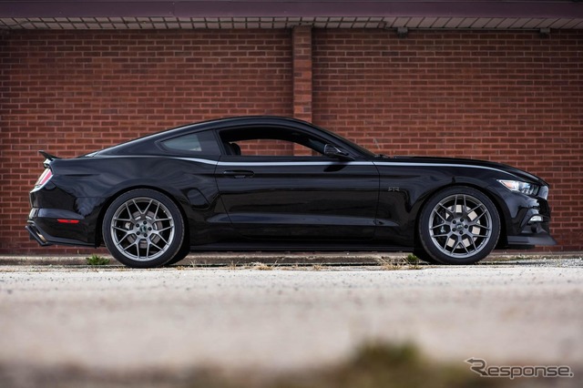 新型フォード マスタング の RTR