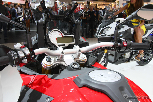 BMW S1000XR