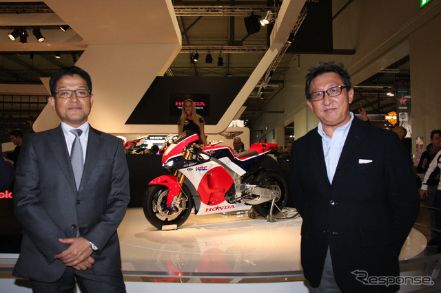 左:ホンダレーシング 野村欣滋 社長、右:本田技術研究所 鈴木哲夫 取締役専務執行役員(ミラノショー14)