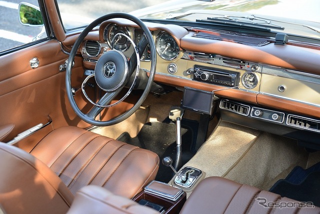 1966年 メルセデスベンツ 230SL