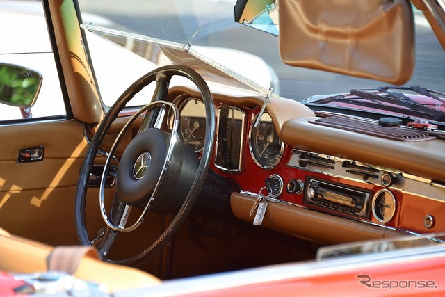 1968年 メルセデスベンツ 280SL