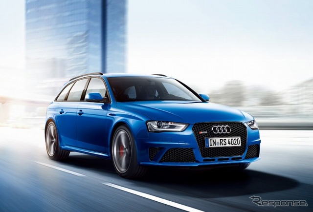 アウディ RS4 アバント ノガロ セレクション