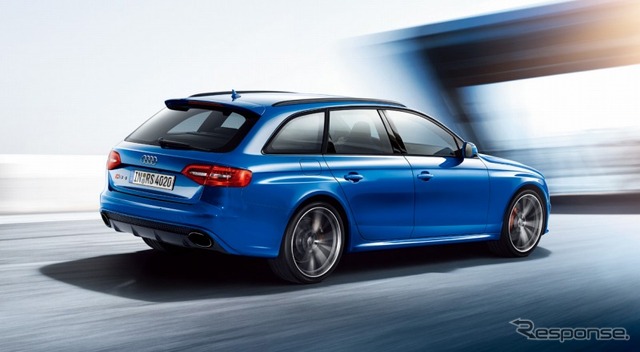 アウディ RS4 アバント ノガロ セレクション