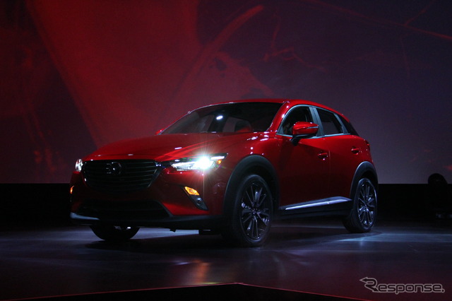 【マツダ CX-3 発表】ワールドプレミア、Bセグクロスオーバーに切り込む世界戦略車