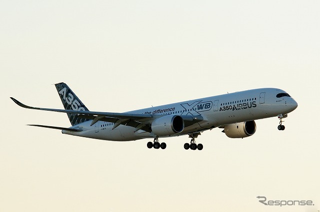 アジアツアーの一環として、日本に初飛来したエアバスA350 XWB