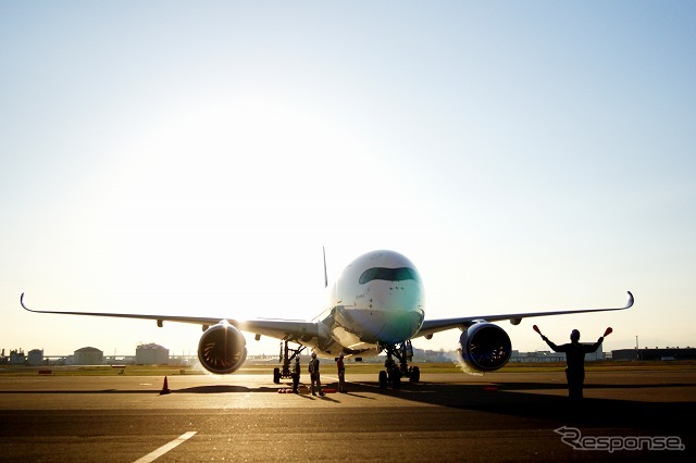 アジアツアーの一環として、日本に初飛来したエアバスA350 XWB