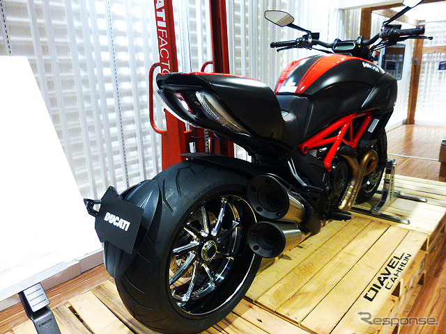 日本橋三越本店の期間限定イベント「もう一度オートバイ! バイクライフのススメ」(11月19日~12月2日)