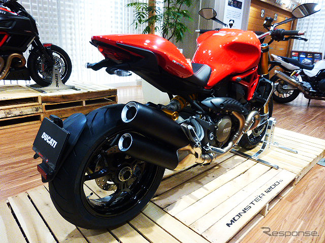 日本橋三越本店の期間限定イベント「もう一度オートバイ! バイクライフのススメ」(11月19日~12月2日)