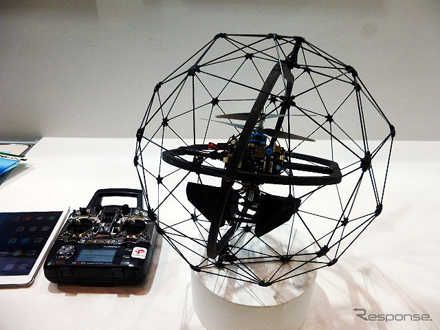 NEXCO東日本の「球体型スキャニングロボット実証実験」(ハイウェイテクノフェア2014)