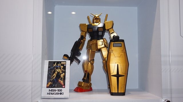【G-STAR 2014】ガンダムをグフやユニコーン風にアレンジ!「RX-78-2」が36体立ち並ぶガンプラコーナーが熱い