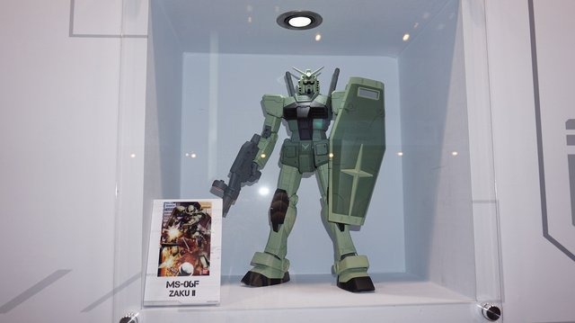 【G-STAR 2014】ガンダムをグフやユニコーン風にアレンジ!「RX-78-2」が36体立ち並ぶガンプラコーナーが熱い