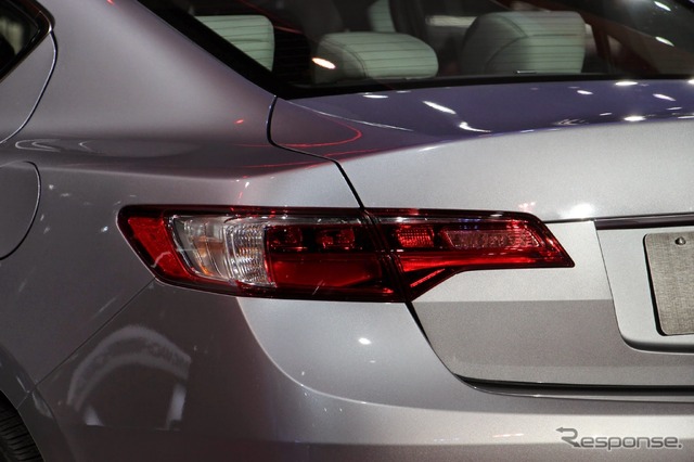 アキュラ ILX 2016年モデル