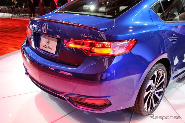 アキュラ ILX 2016年モデル