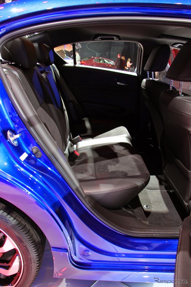 アキュラ ILX 2016年モデル